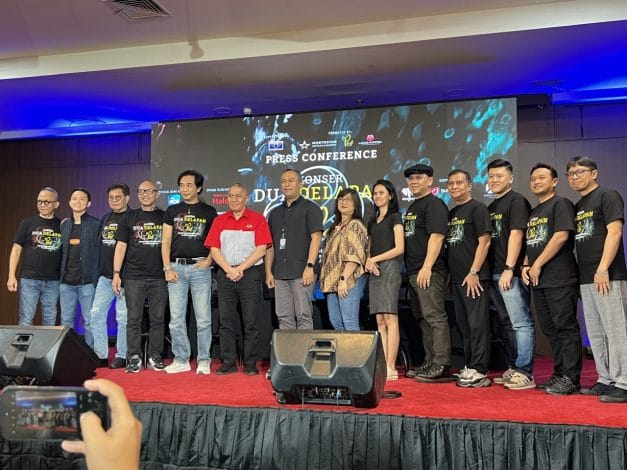 Sesi Foto bersama dengan Padi Reborn