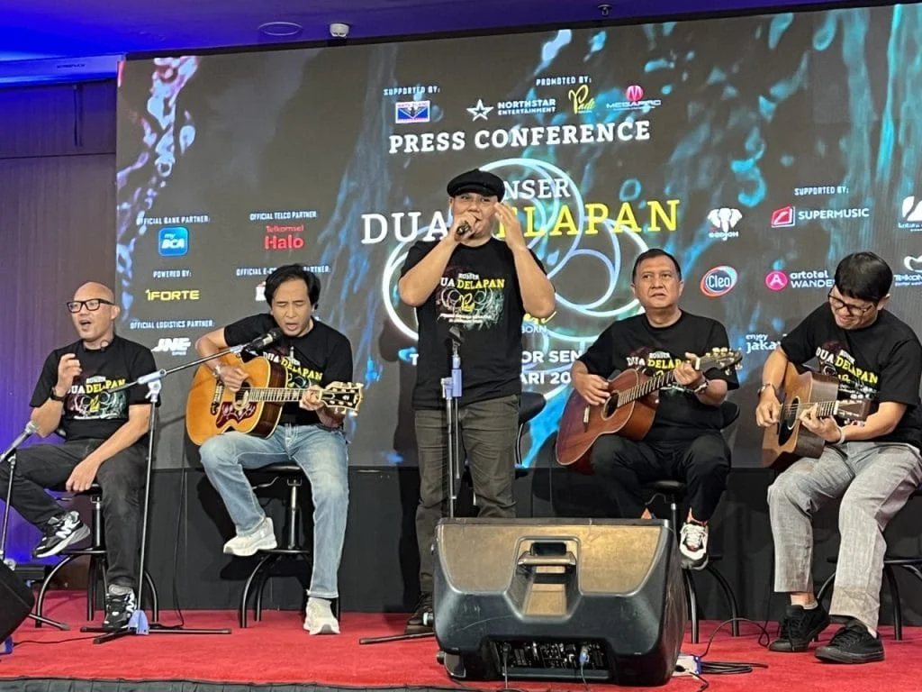 Penampilan Padi Reborn Membawakan Single ke dua "Haru Biru" (Foto; HK_Mumu)