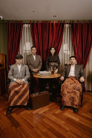 Societeit De Harmonie Natasya Elvira 01