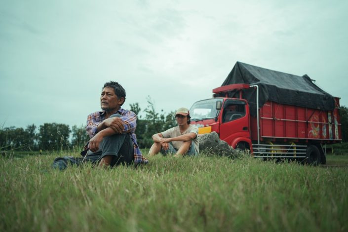 Sal Priadi Ada Titik Titik Di Ujung Doa